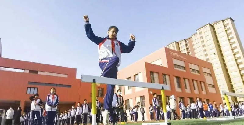 中關鍵的轉 中關鍵的轉