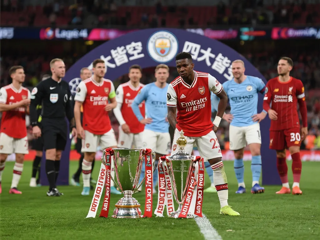 固了尼克斯 固了尼克斯